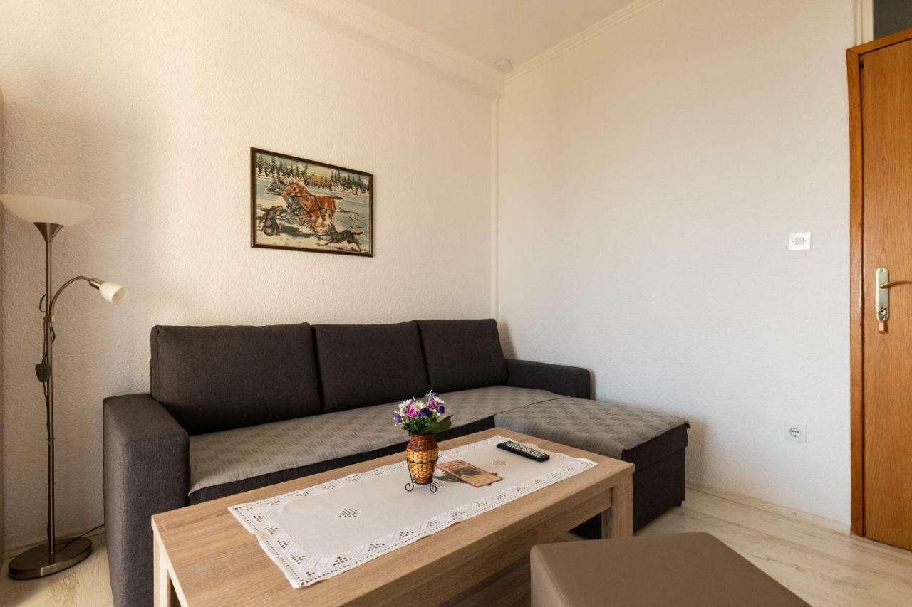 Apartments Belenum ムリニ エクステリア 写真